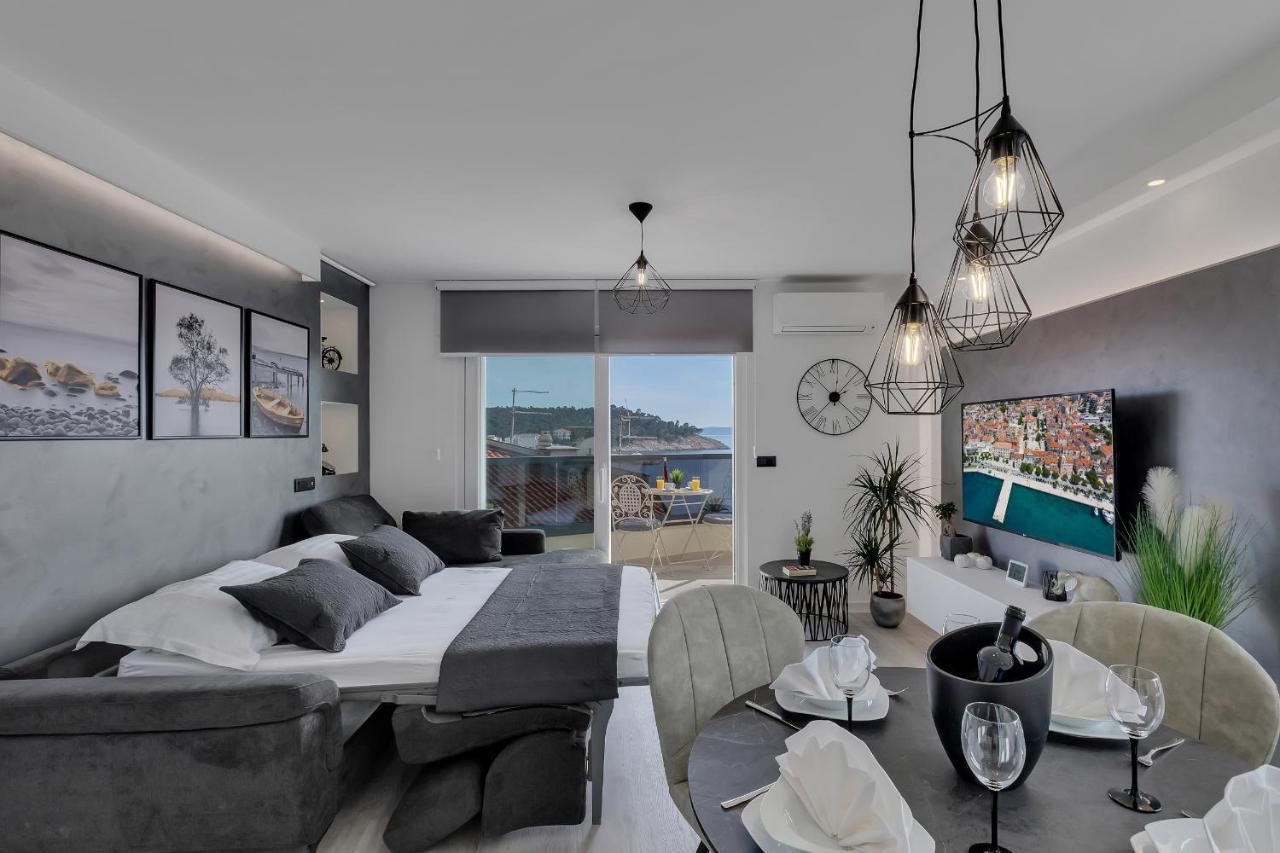 Exclusive Center * Makarska