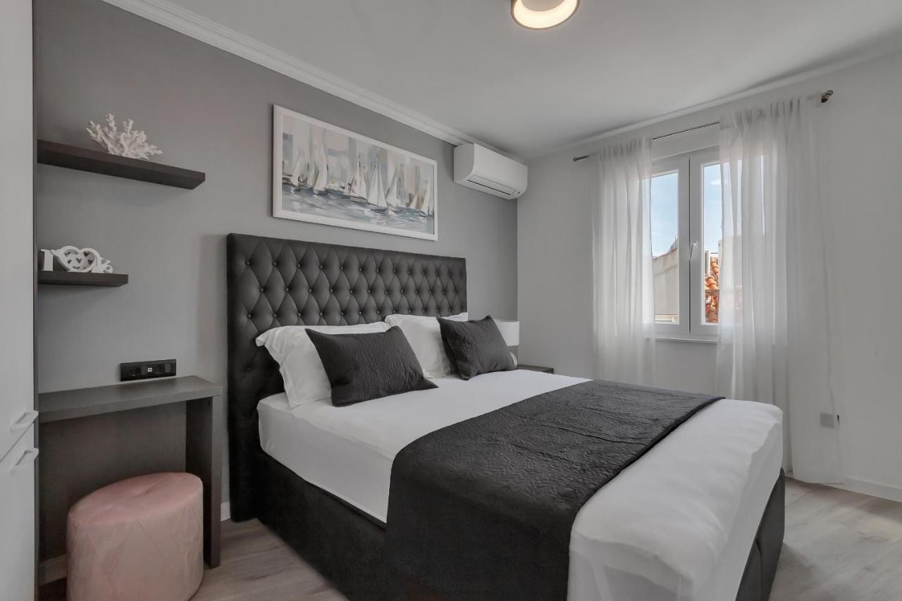 Exclusive Center Apartment *