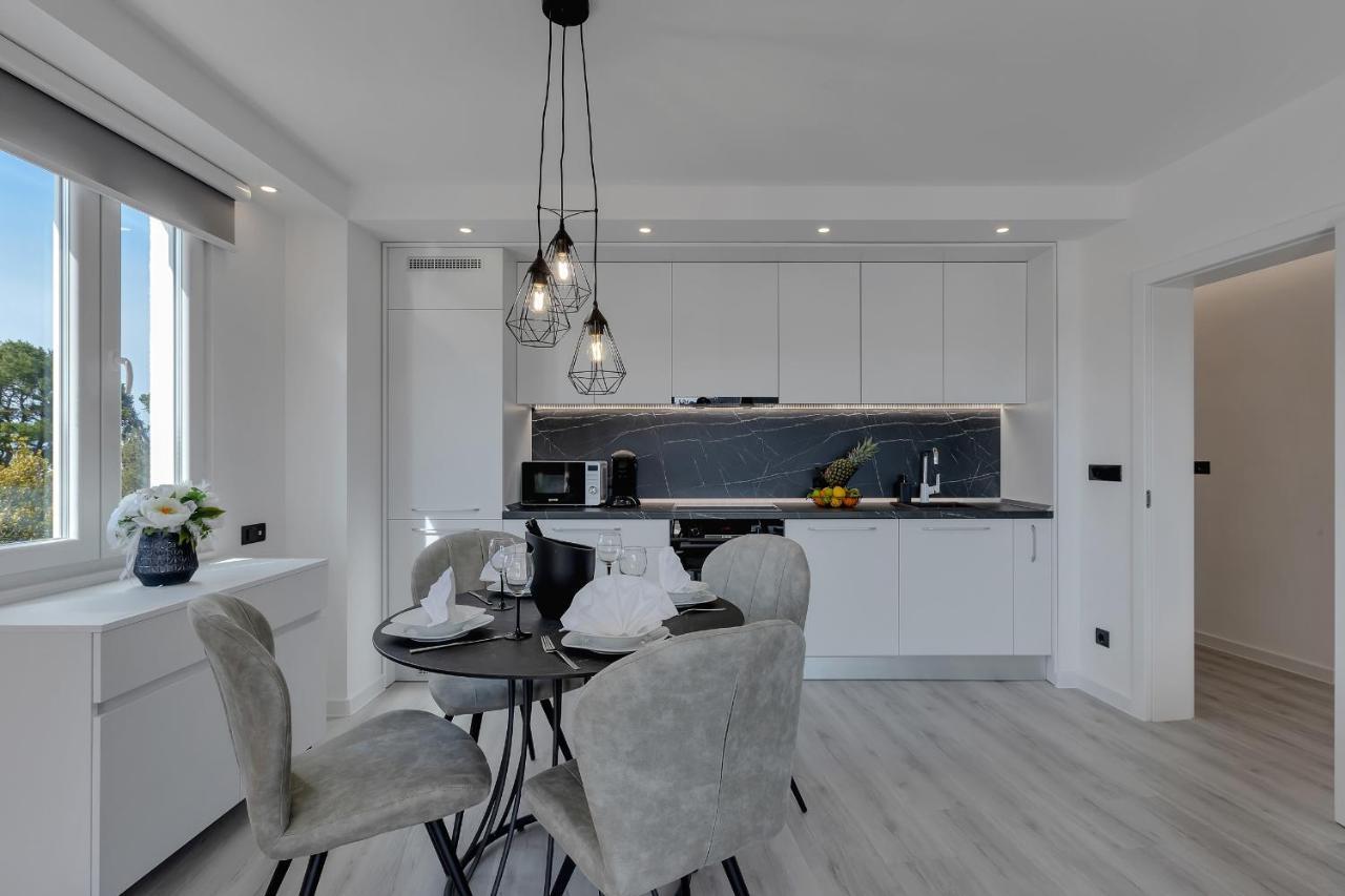 Apartment Exclusive Center