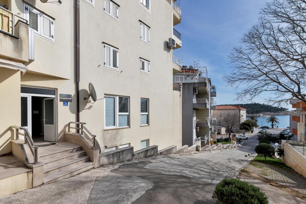 Apartment Exclusive Center