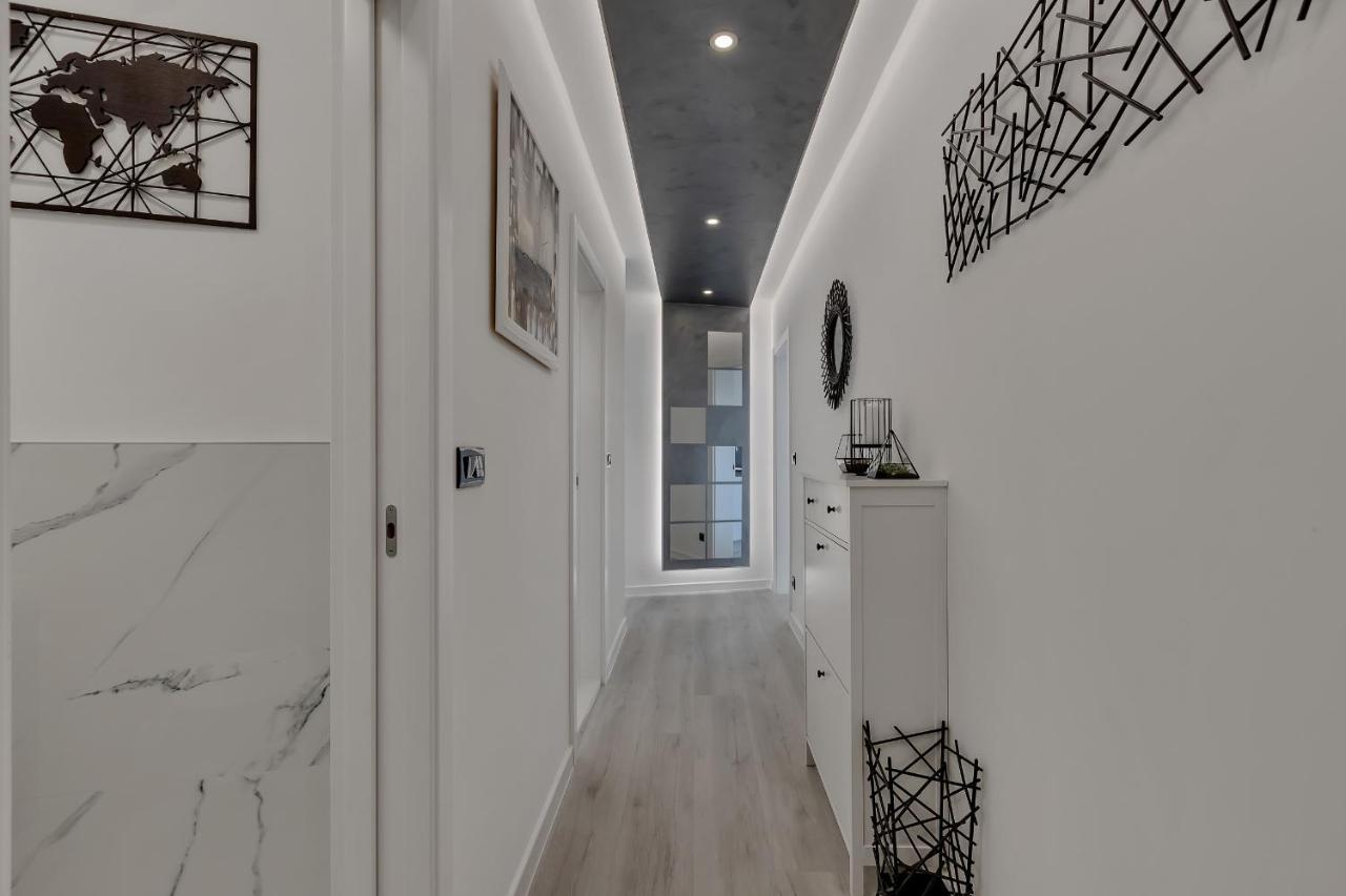 Exclusive Center Apartment